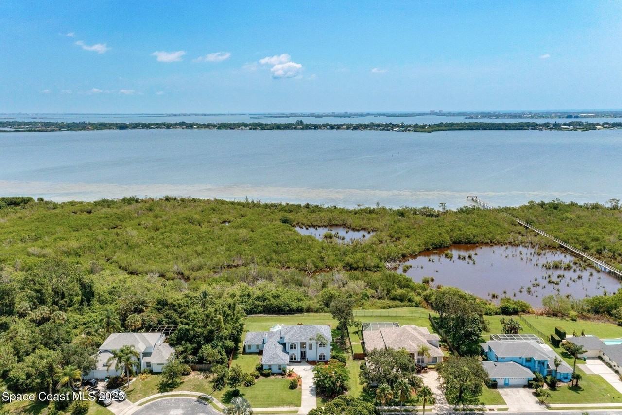 2240 Marsh Harbor Ave - Photo 4 of 48