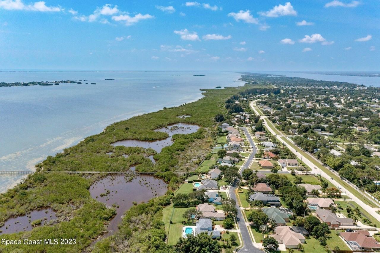 2240 Marsh Harbor Ave - Photo 5 of 48