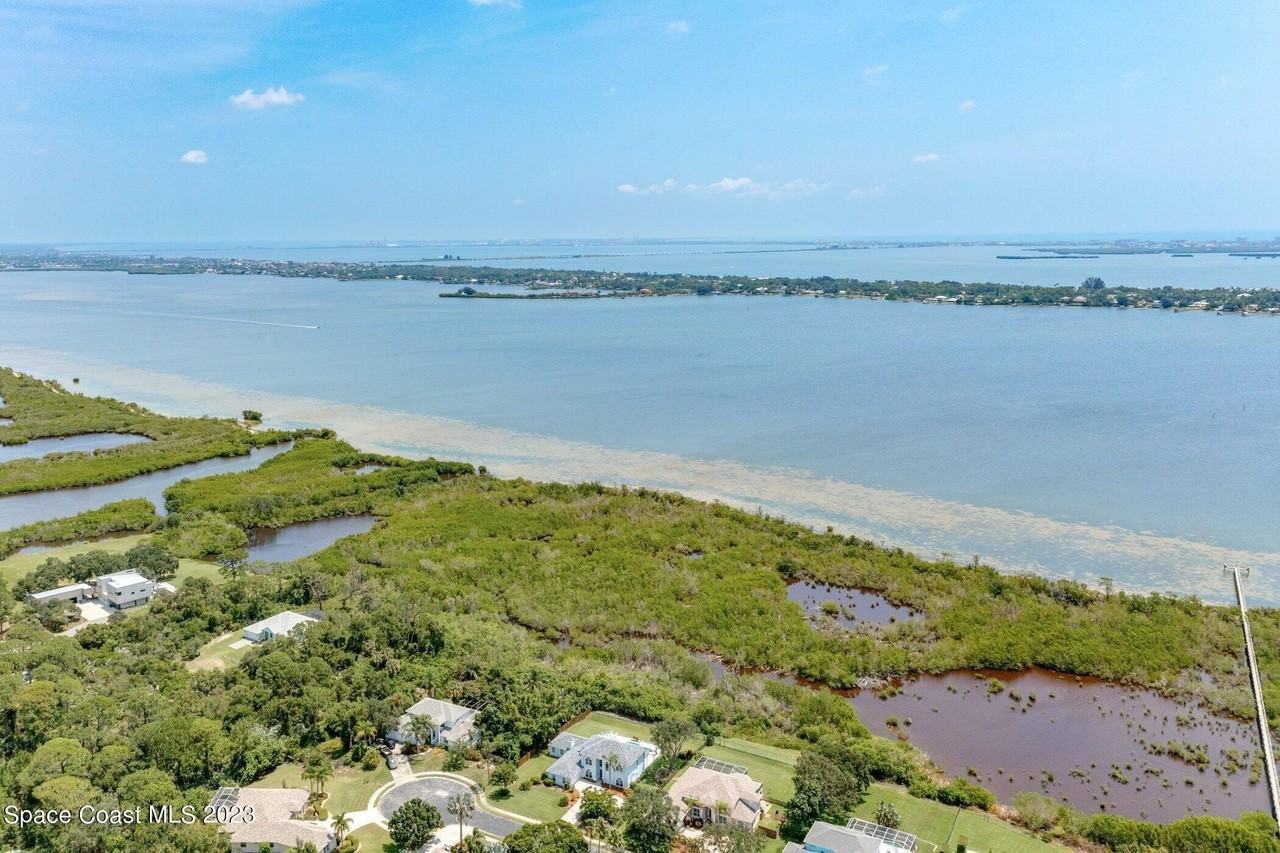 2240 Marsh Harbor Ave - Photo 6 of 48