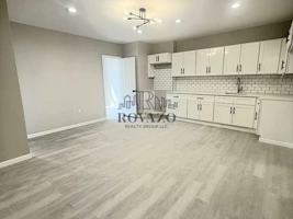 featured image of 291 W Runyon St #1A
