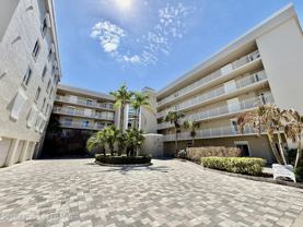 425 Buchanan Ave #302 - Photo 1 of 1