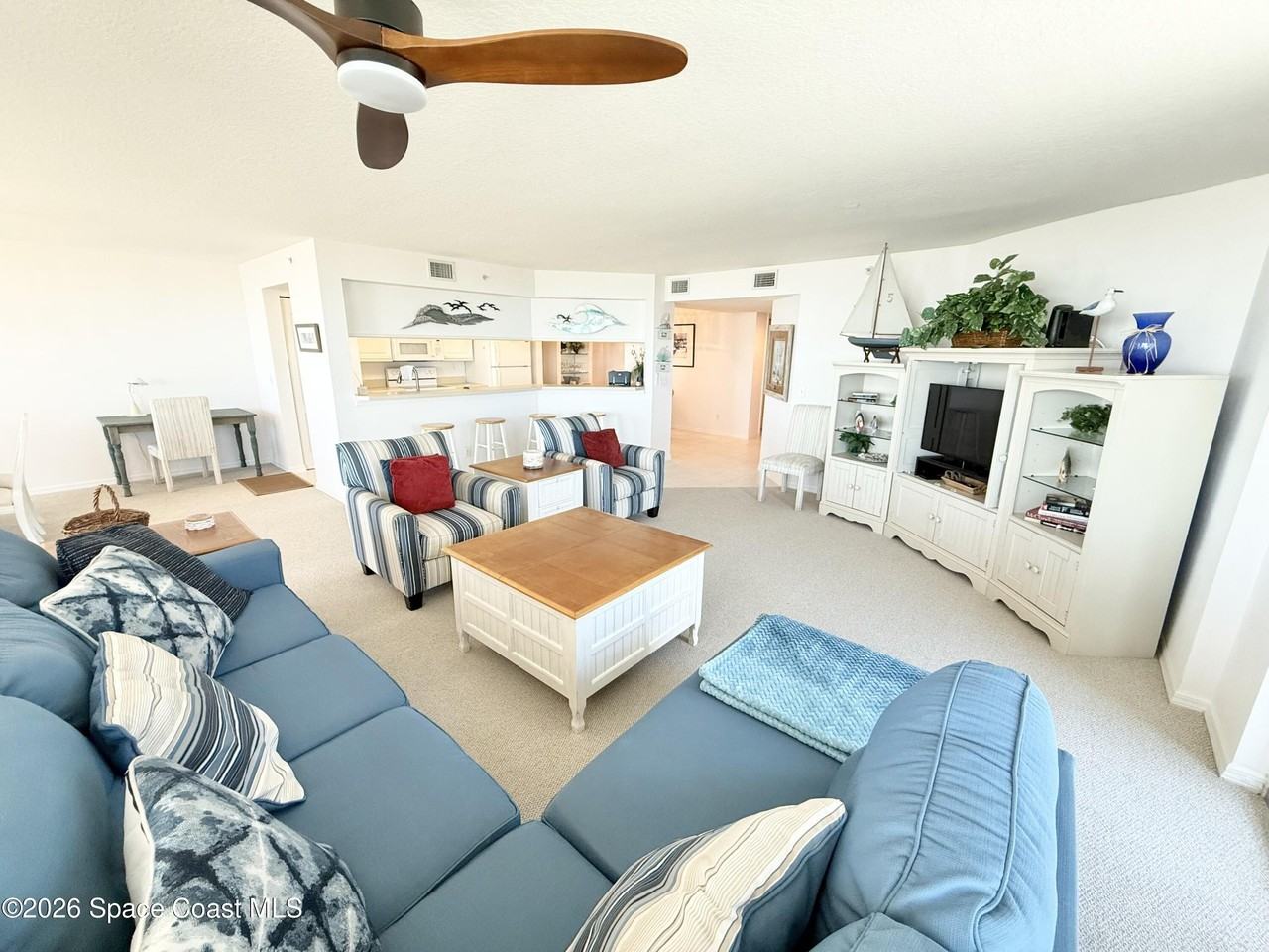 425 Buchanan Ave #302 - Photo 5 of 43