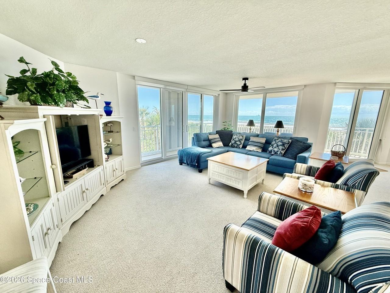 425 Buchanan Ave #302 - Photo 6 of 43