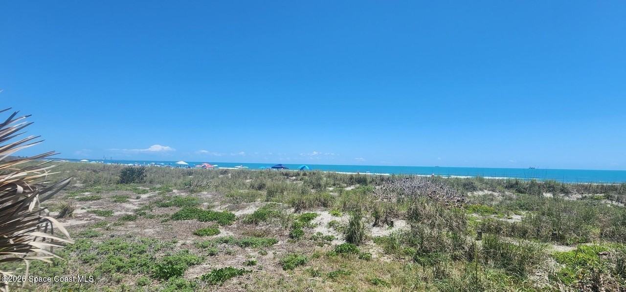 8208 Presidential Ct - Photo 5 of 31