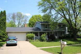 7620 Westchester Dr - Photo 1 of 1