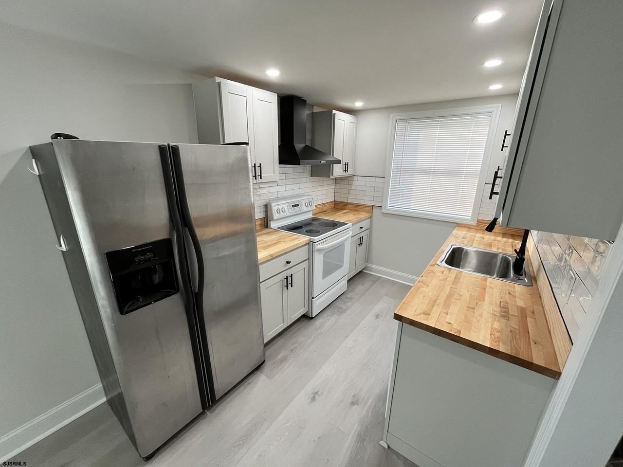 9 N Wissahickon Ave - Photo 3 of 10