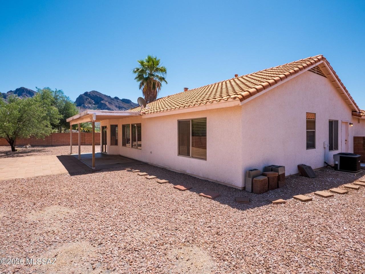 458 W Paseo Rio Grande - Photo 2 of 25