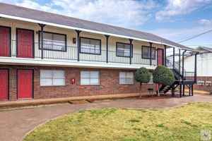 featured image of 3801 Magnolia St