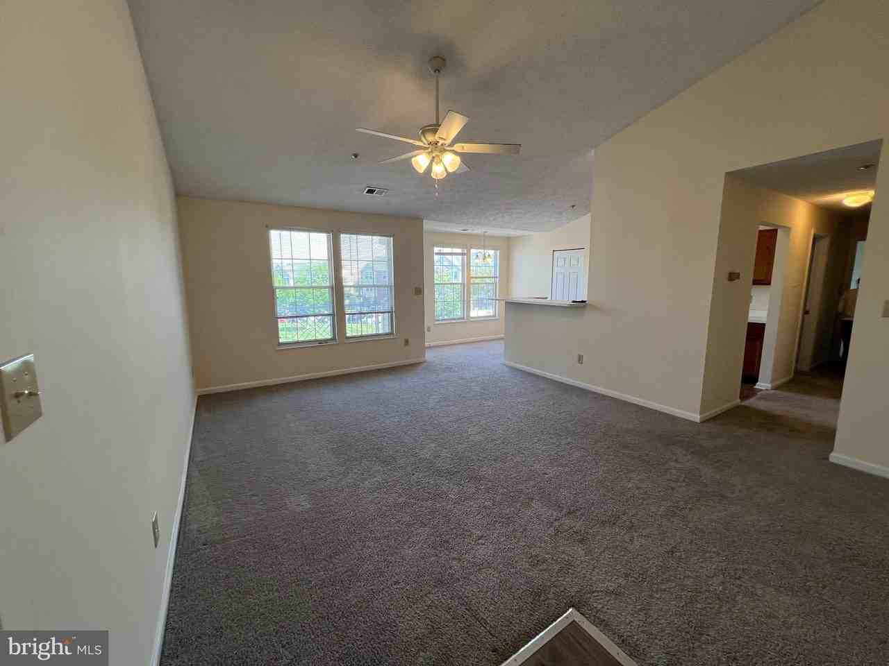 703 Orchard Overlook #301 - Photo 2 of 28