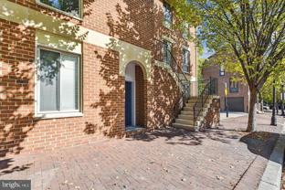 112 W Barre St #R44 - Photo 1 of 1