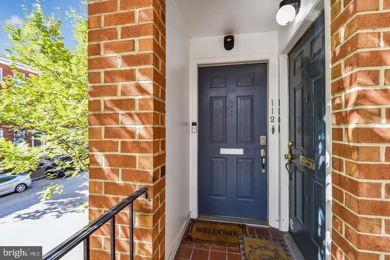 112 W Barre St #R44 - Photo 3 of 20