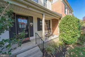 featured image of 32 Lovett Ct