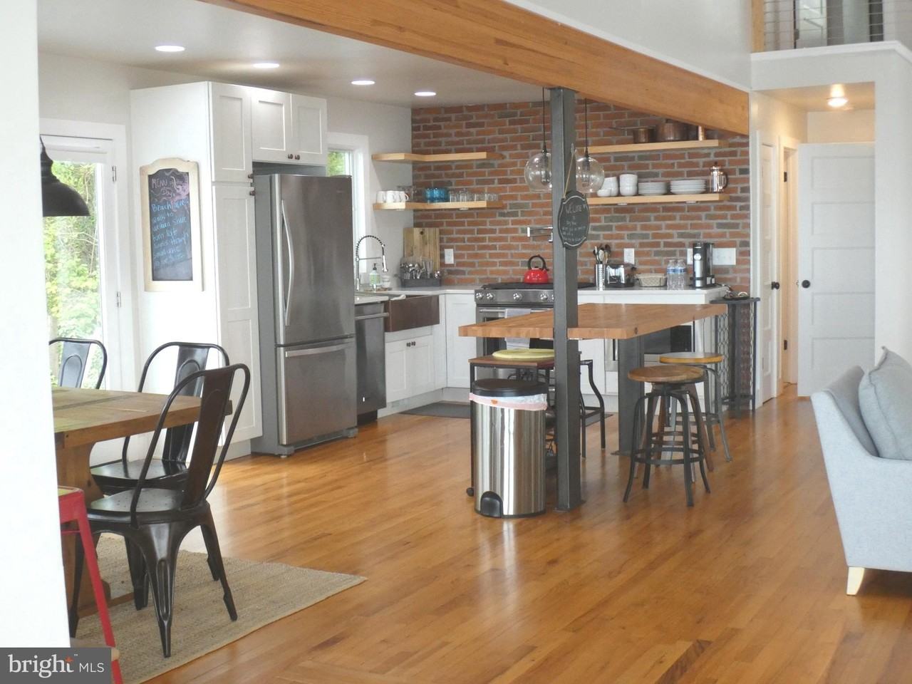 3550 Bay View Dr - Photo 4 of 50