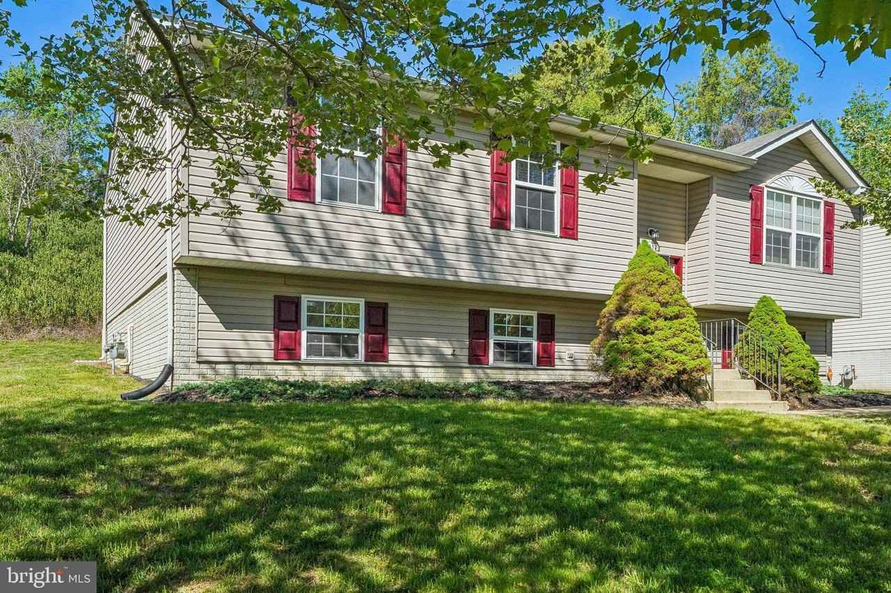 7039 Heather Dr - Photo 5 of 24