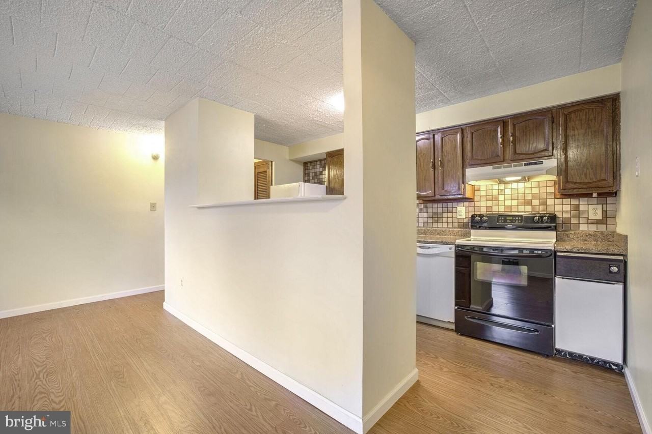 995 Heather Ridge Dr Unit D #4D - Photo 5 of 15