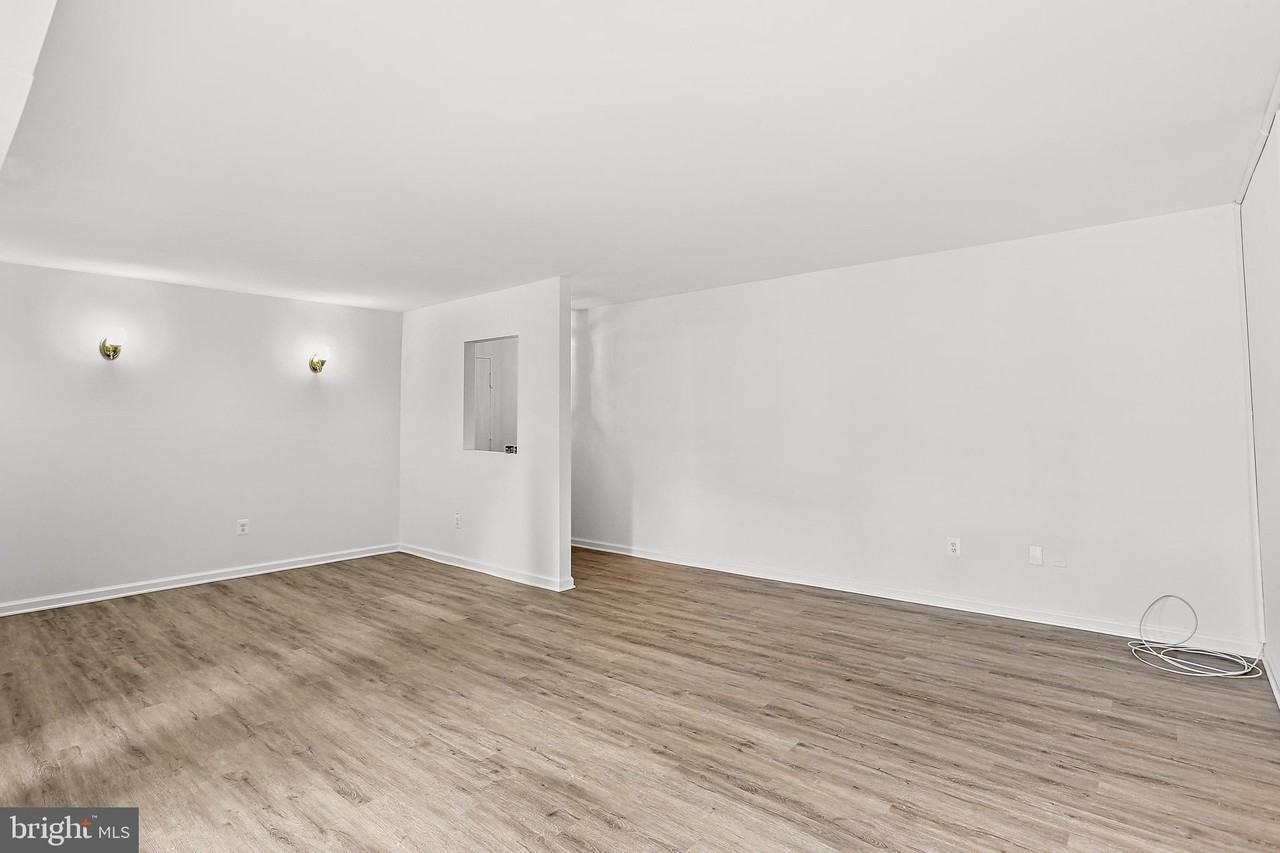 9629 Whiteacre Rd #B2 - Photo 4 of 11