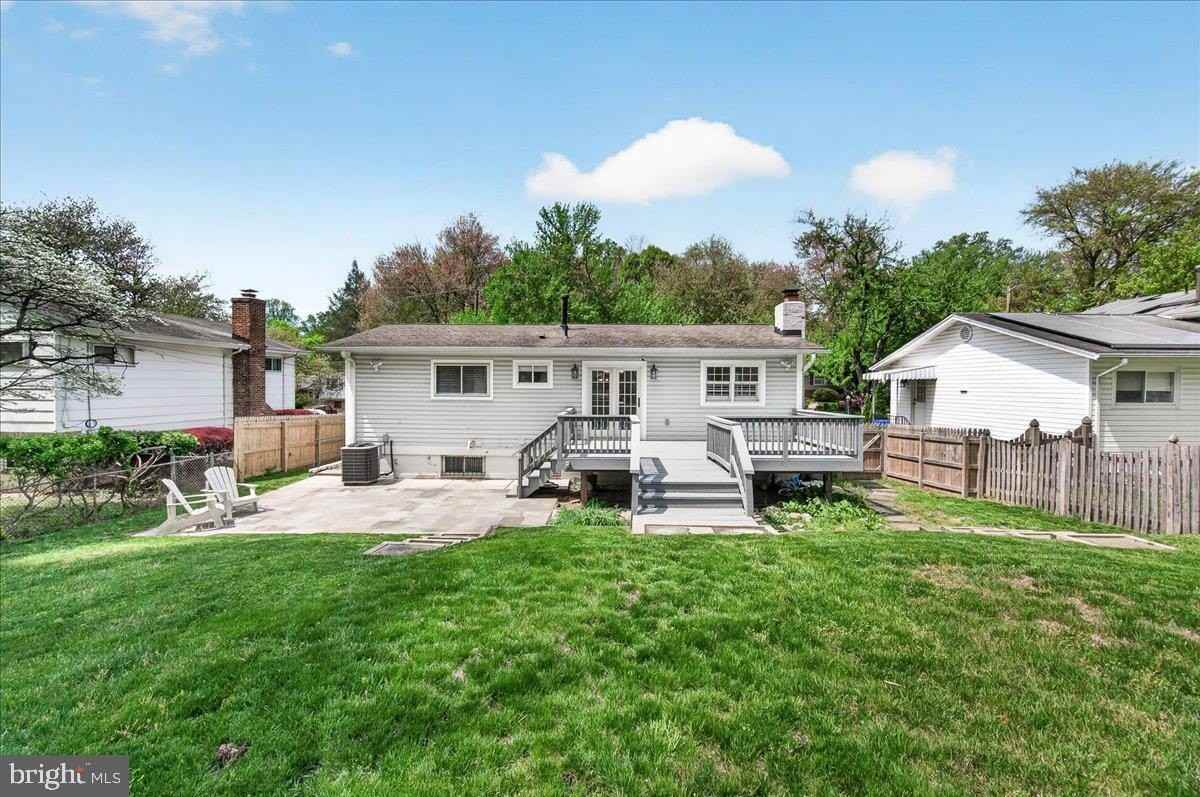 11905 Hunters Ln - Photo 3 of 50