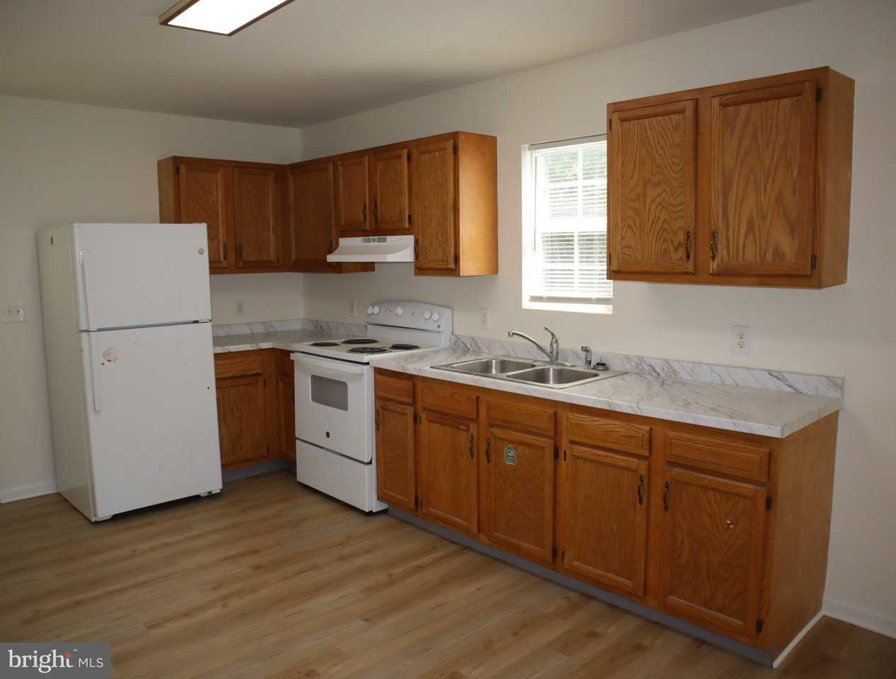 311 Decatur Ave - Photo 7 of 26