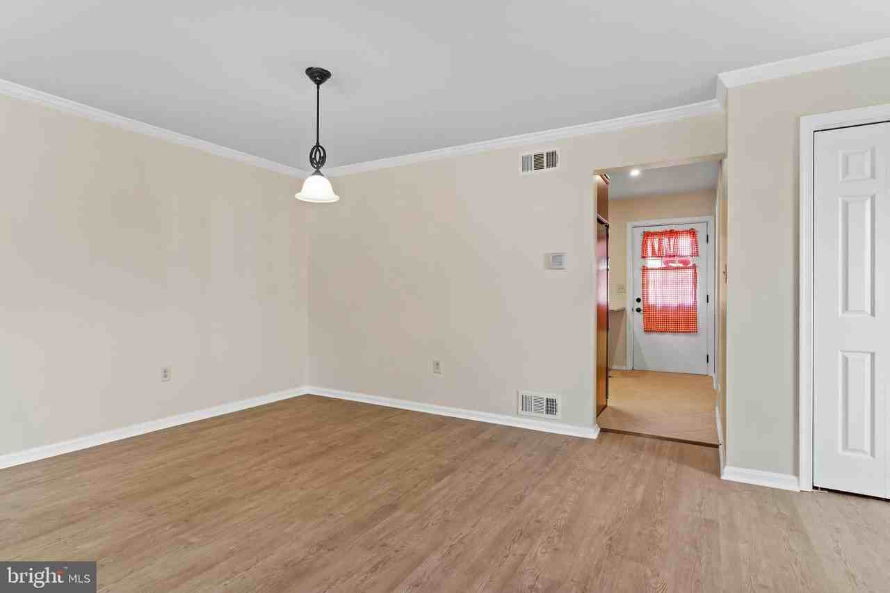 4111 Nantucket Dr - Photo 6 of 30