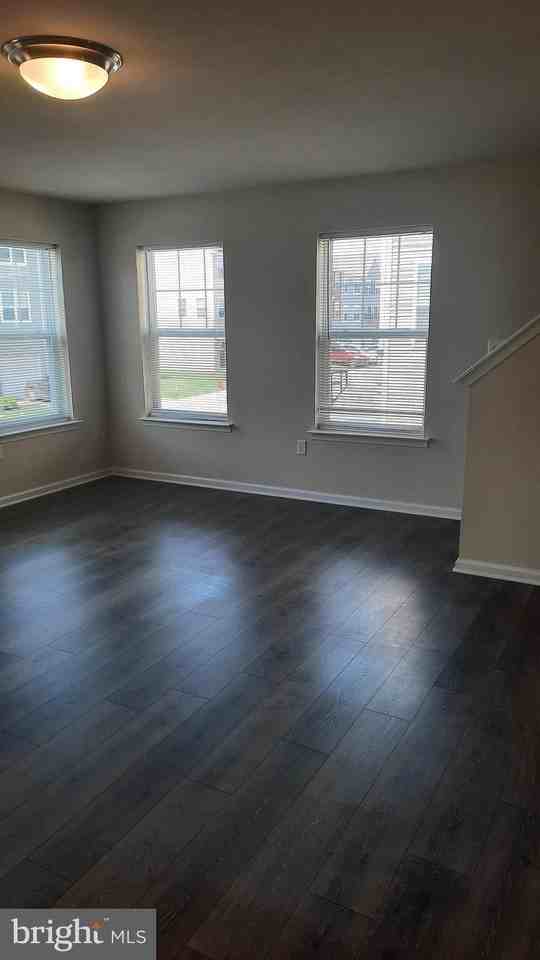 829 Admirals Quay Dr - Photo 7 of 16