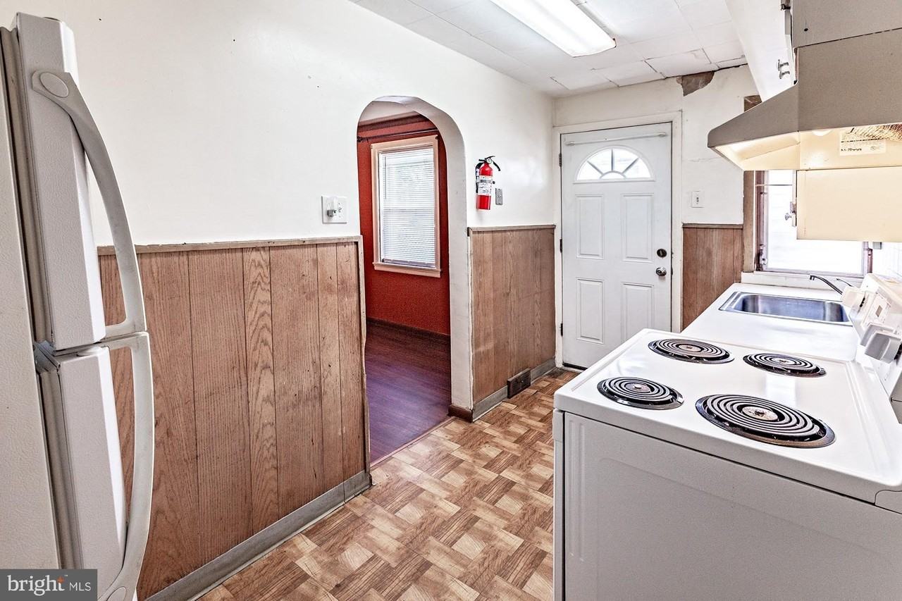 3312 W 13th St - Photo 7 of 13