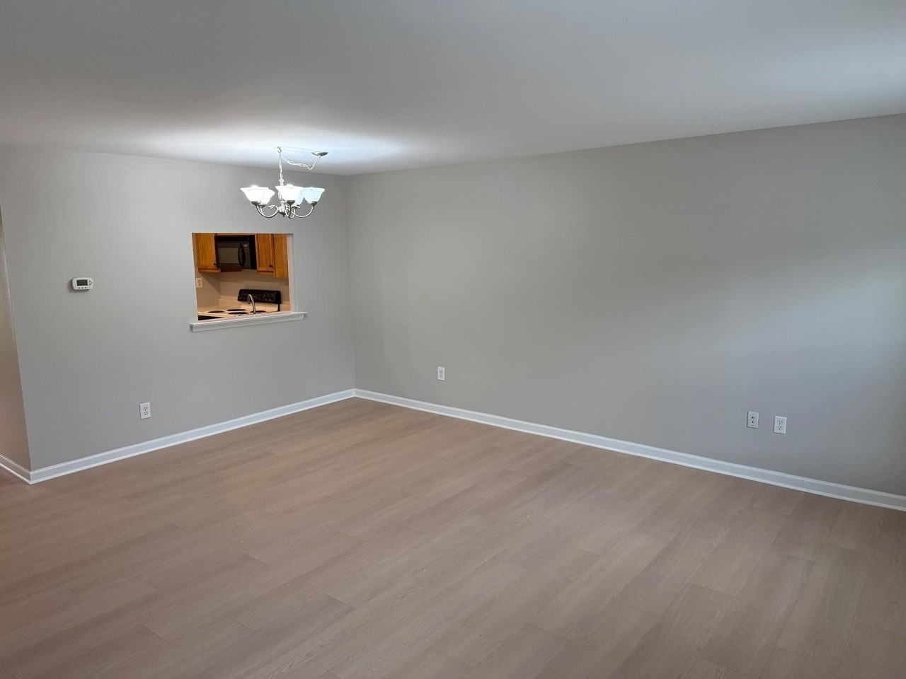 1203 Crosshill Ct - Photo 5 of 15