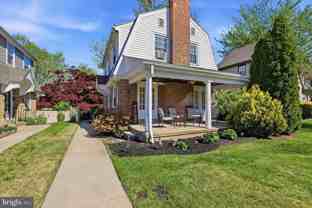 1637 Locust St - Photo 1 of 1