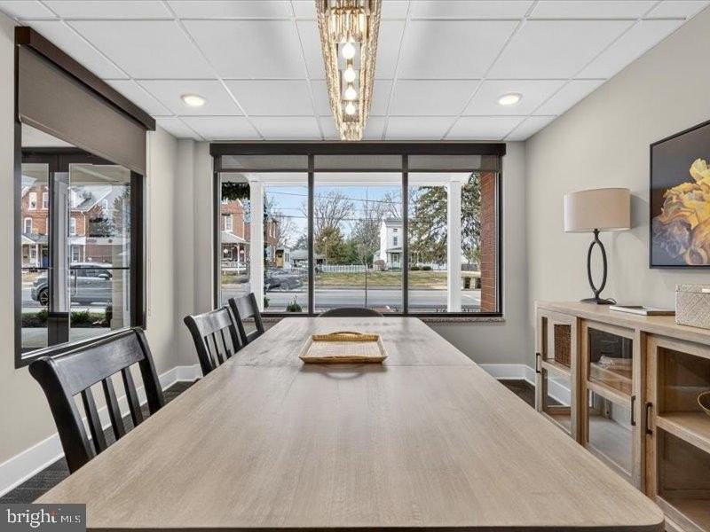 624 Main St - Photo 2 of 13