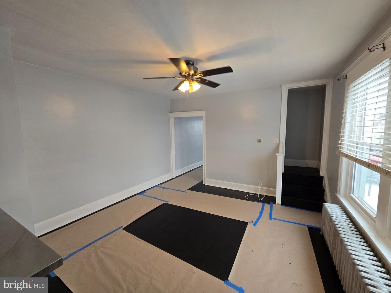 460 Shurs Ln - Photo 6 of 27