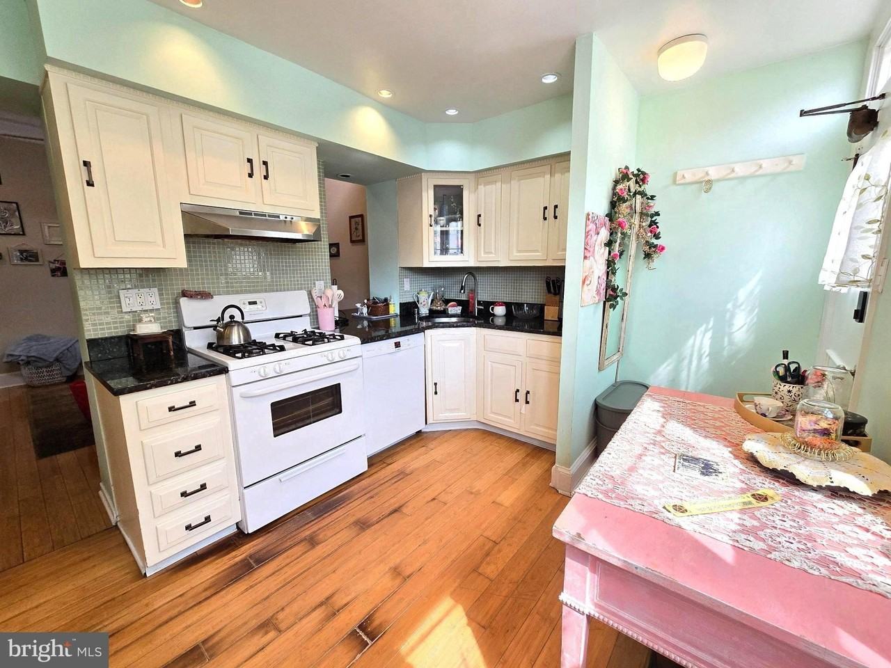 1320 S Broad St #A - Photo 6 of 19