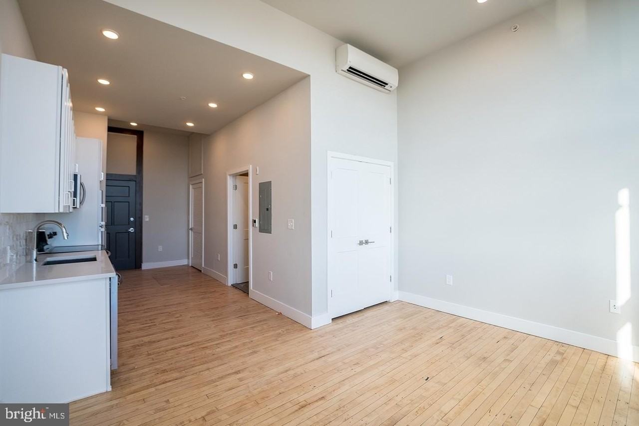 1300 S 19th St #207 - Photo 3 of 15