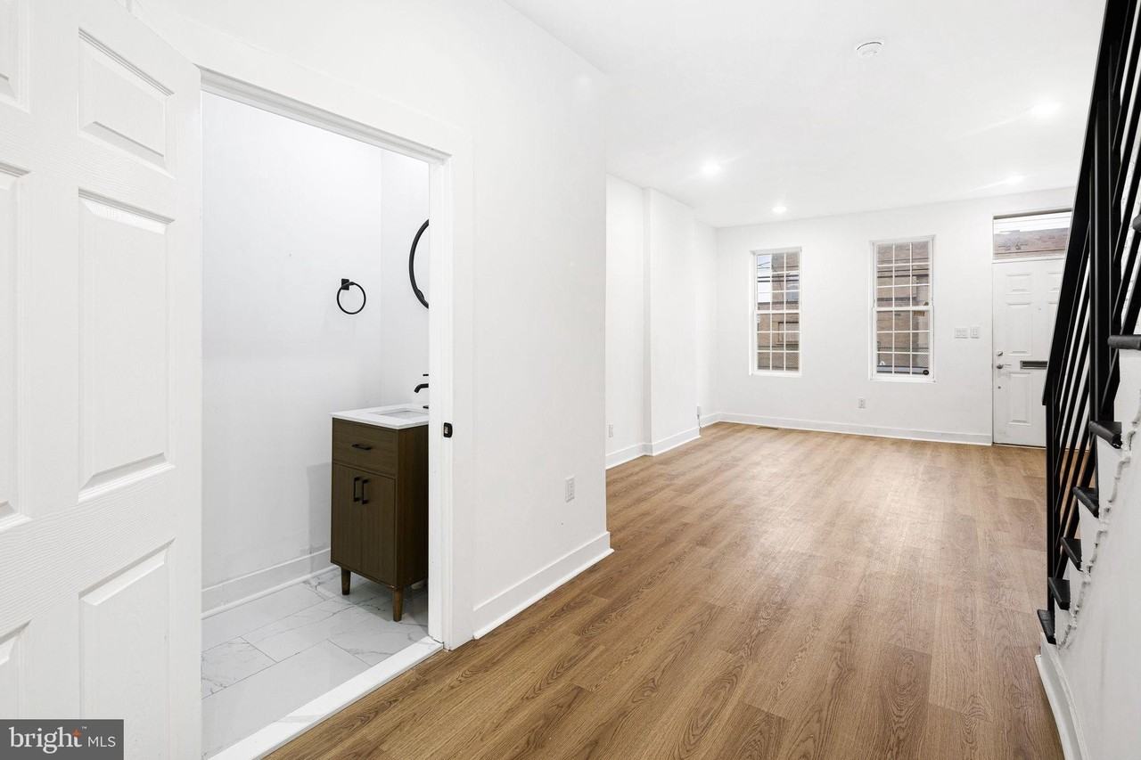 1320 S 26th St - Photo 4 of 11