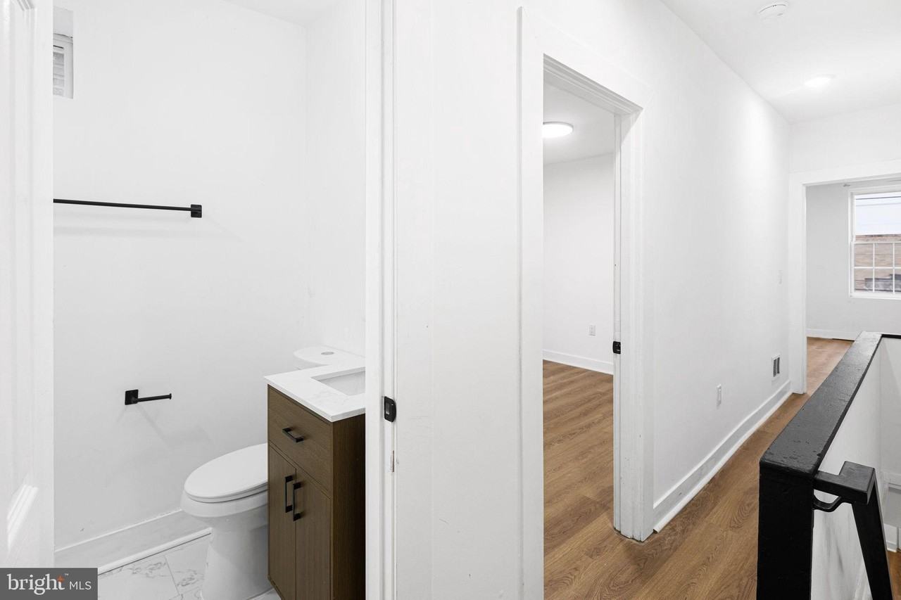 1320 S 26th St - Photo 5 of 11