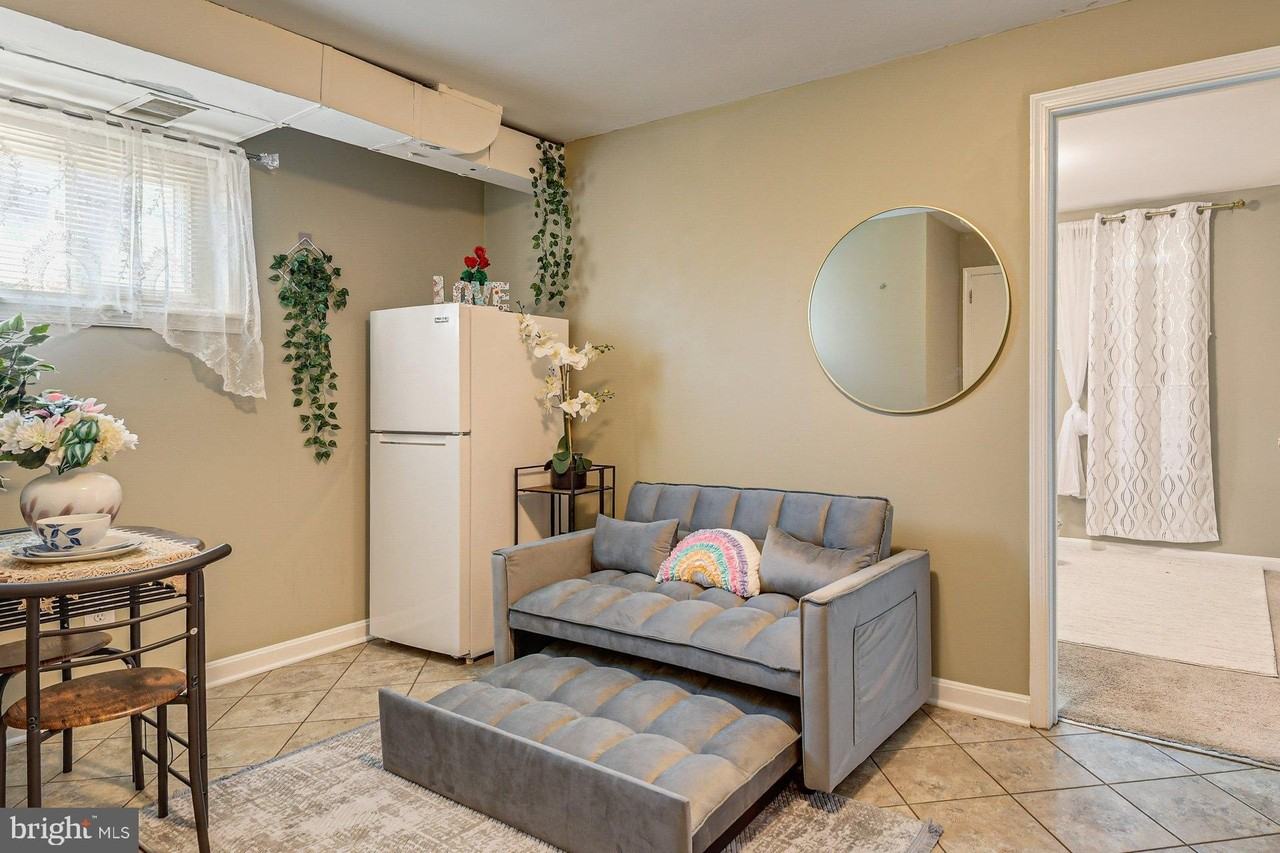 5929 Camberly Ave - Photo 5 of 24