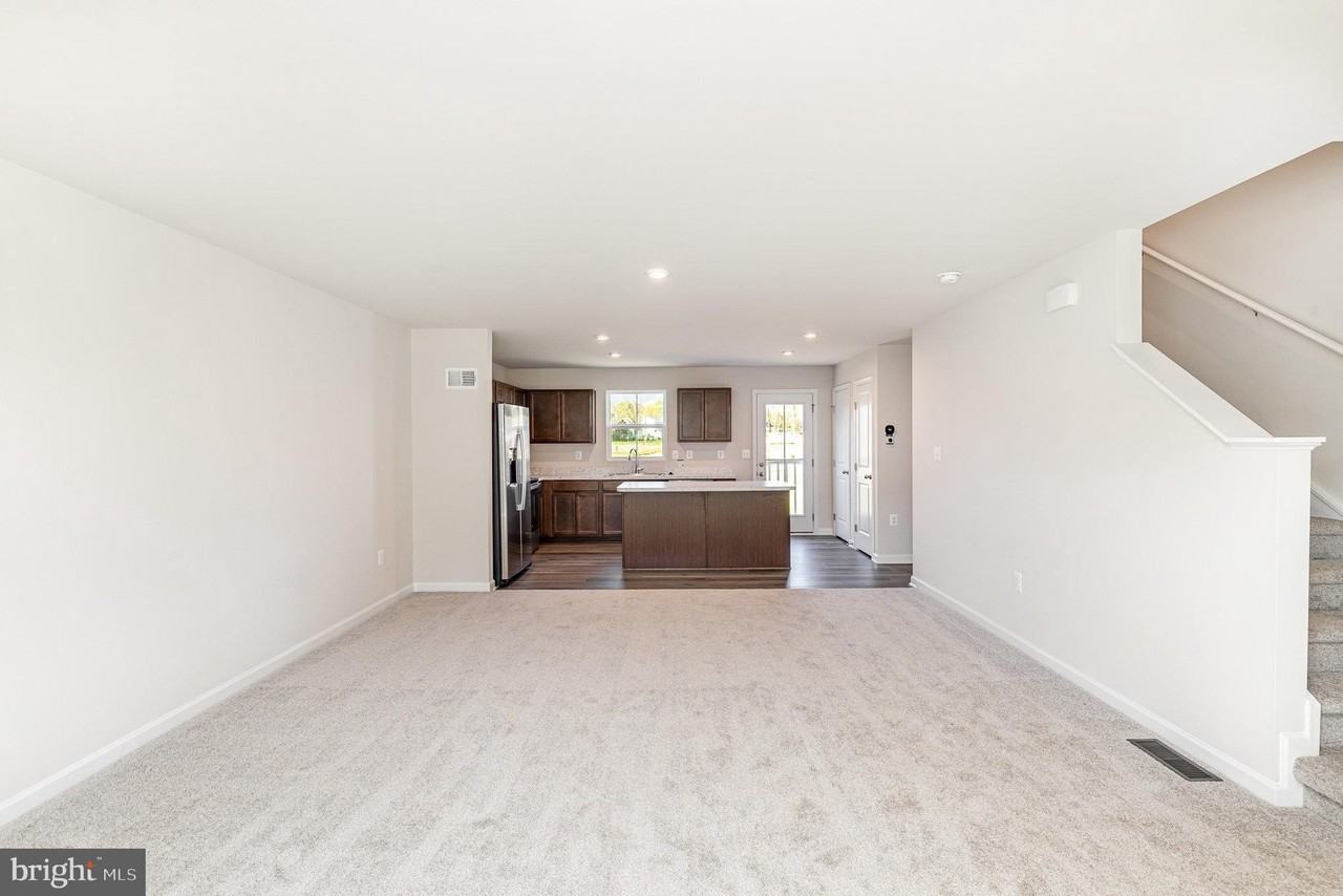 6210 Farrier Way - Photo 6 of 29