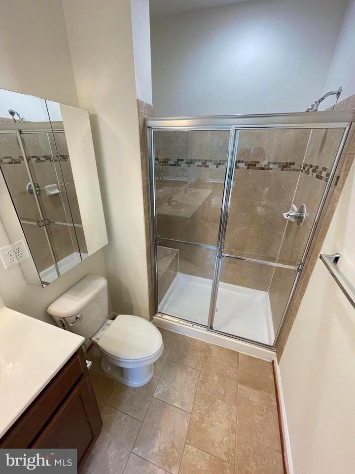 327 Woodstream Blvd - Photo 7 of 14