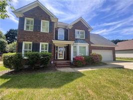 featured image of 801 Driftwood Dr