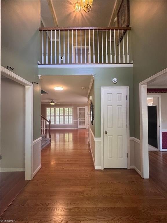 801 Driftwood Dr - Photo 2 of 49