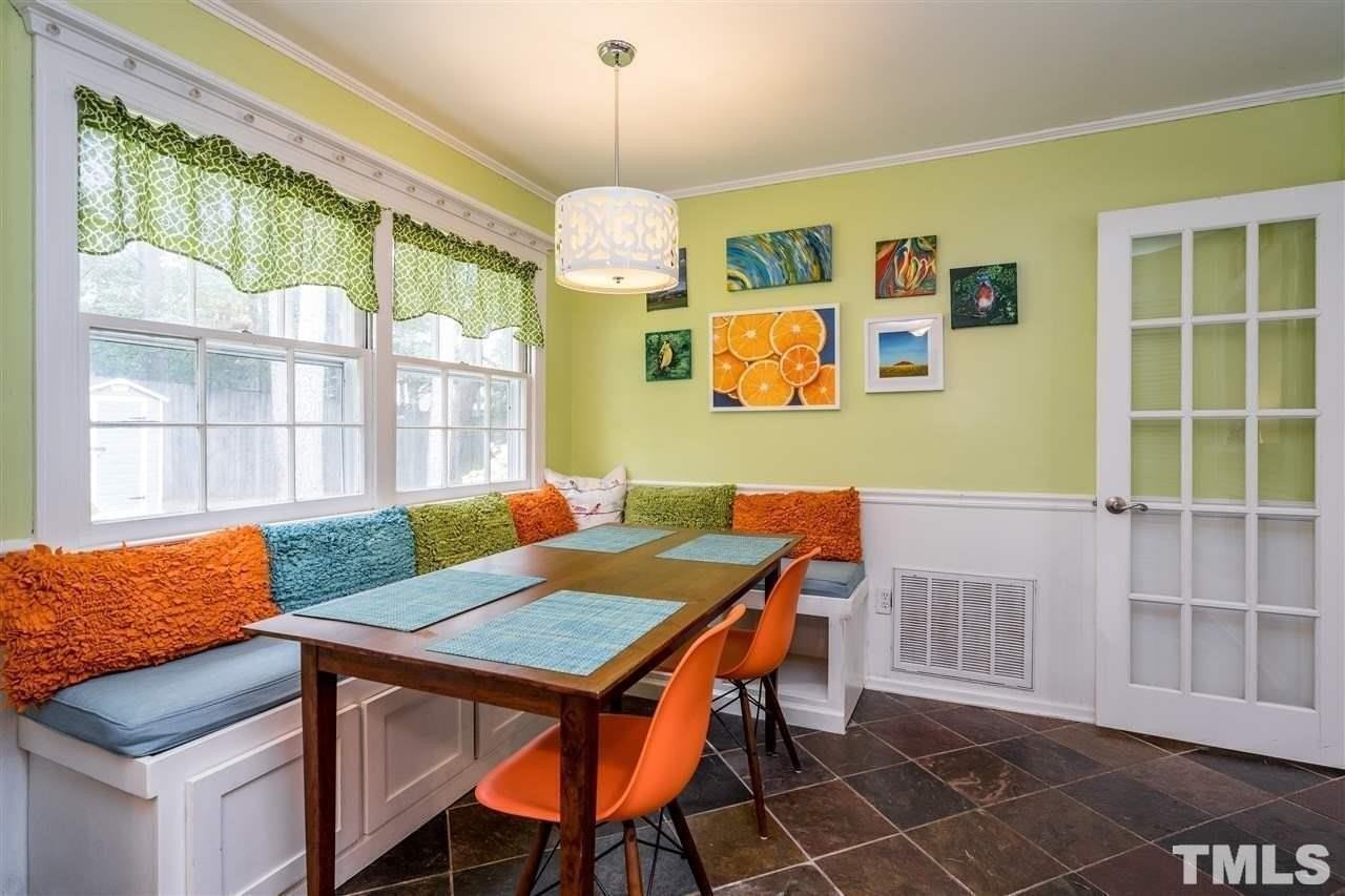 5604 Hawley Ct - Photo 6 of 13