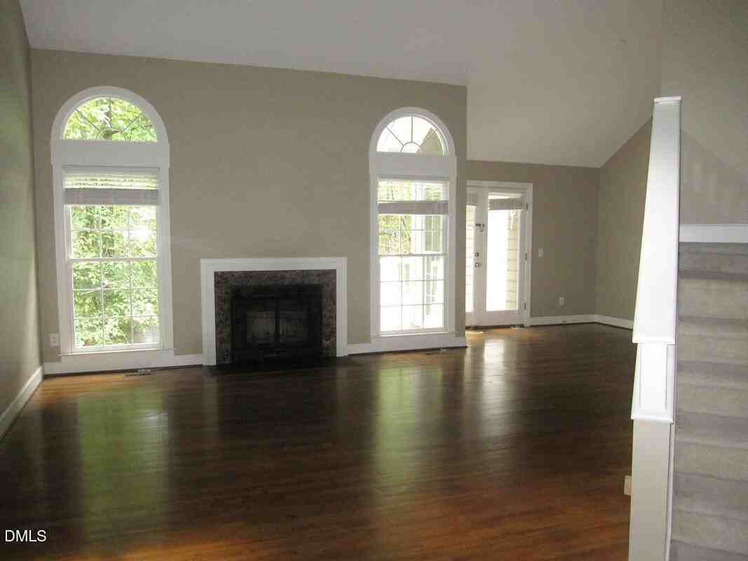 134 Channing Ln - Photo 3 of 17