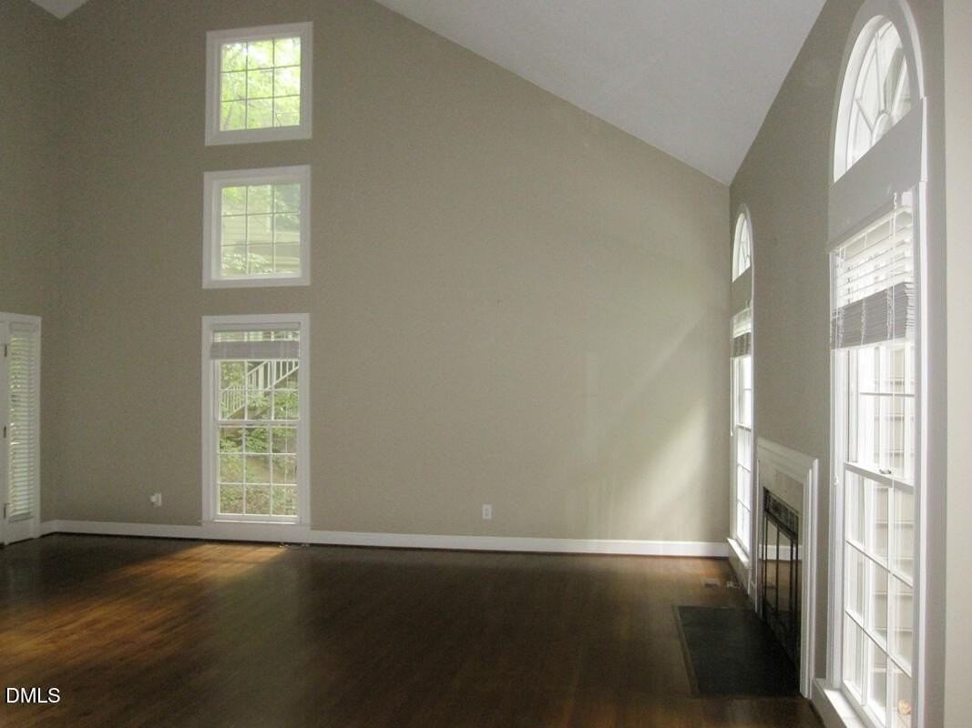 134 Channing Ln - Photo 4 of 17