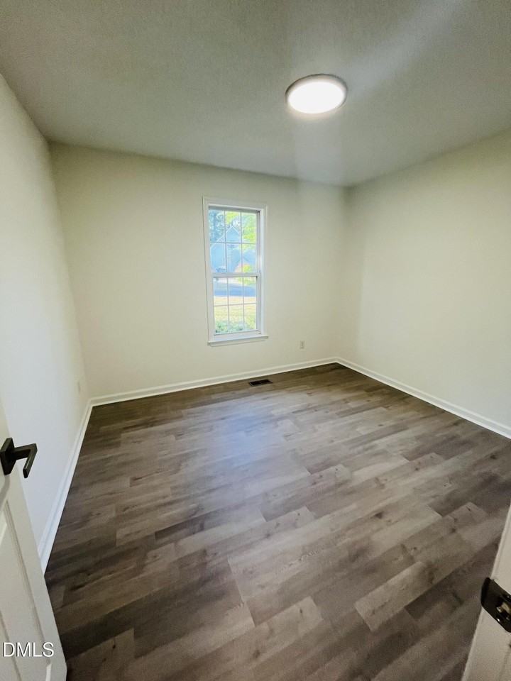 512 Corwood Dr - Photo 7 of 14