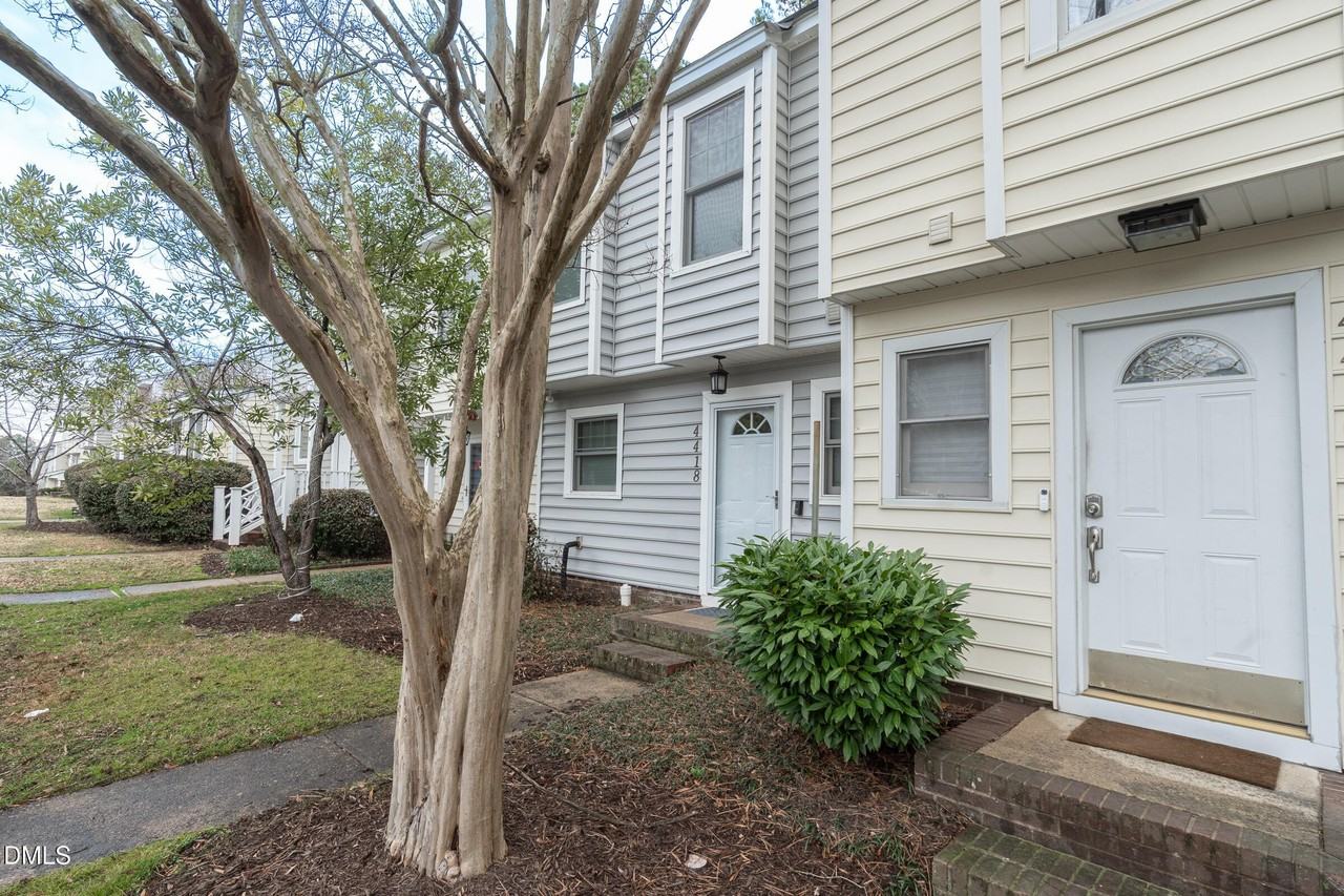 4418 Roller Ct - Photo 2 of 16