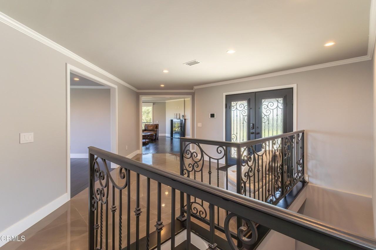 481 Starlight Crest Dr - Photo 5 of 50