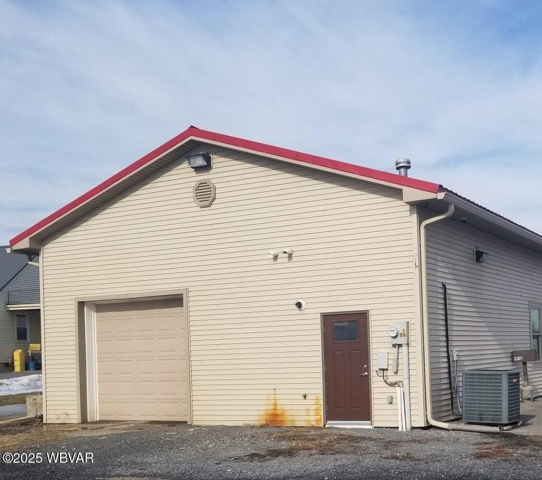 1950 John Brady Dr - Photo 6 of 10