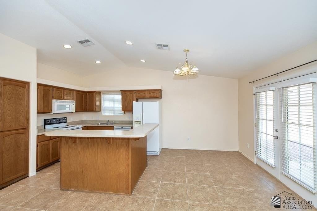 10354 E 37th St - Photo 4 of 18