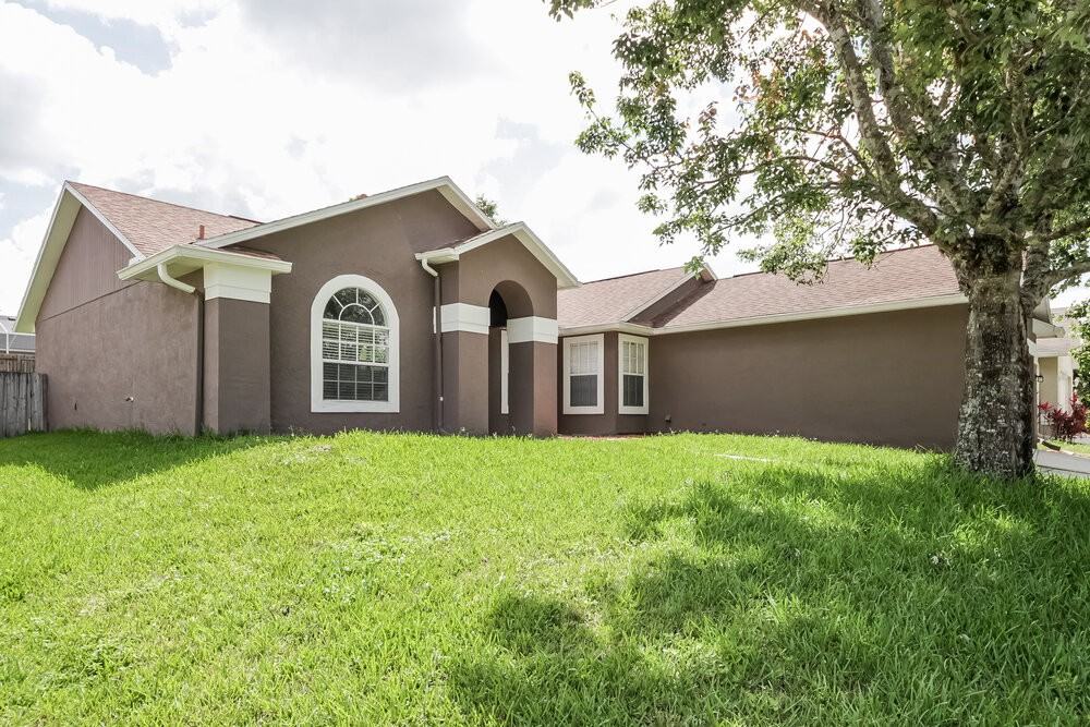 2556 Coachbridge Ct - Photo 2 of 16