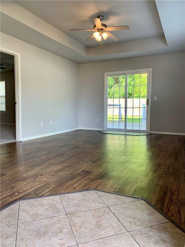 1907 S Pinewoods Dr - Photo 3 of 18