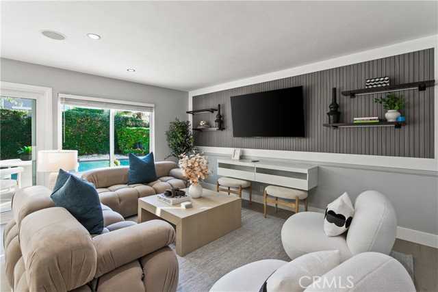 9882 Kings Canyon Dr - Photo 6 of 8