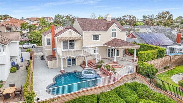 25912 Densmore Dr - Photo 2 of 8